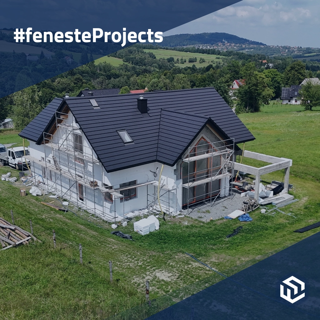 Charmante maison avec de grandes fenêtres dans un endroit pittoresque projets couleurs-des-fenetres aliplast effet-bois-winchester  